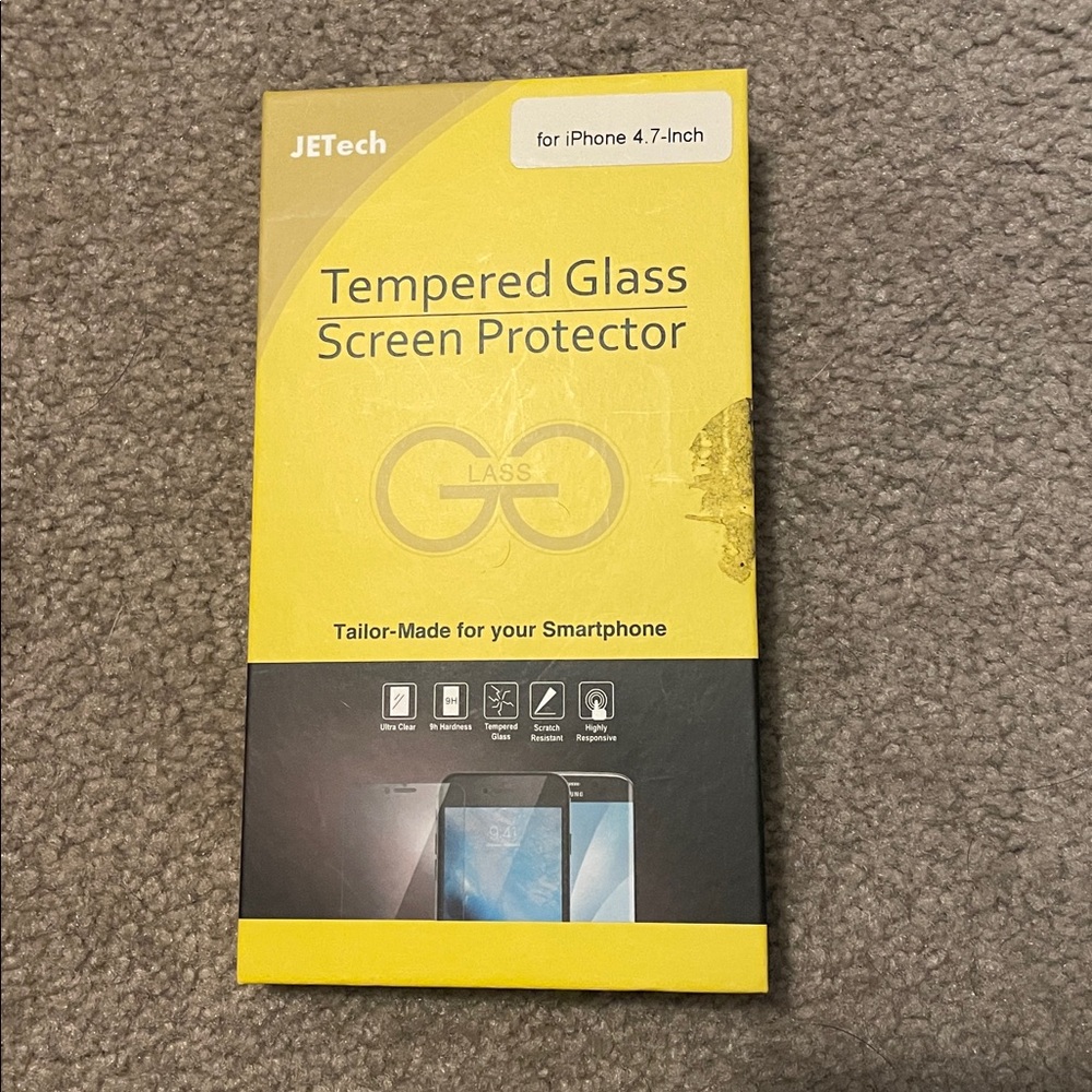 3 iPhone screen protectors